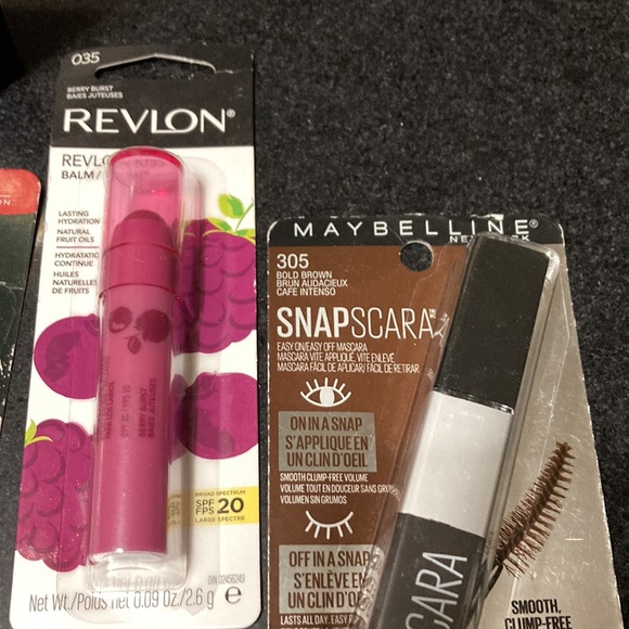 Makeup bundle - Picture 4 of 6